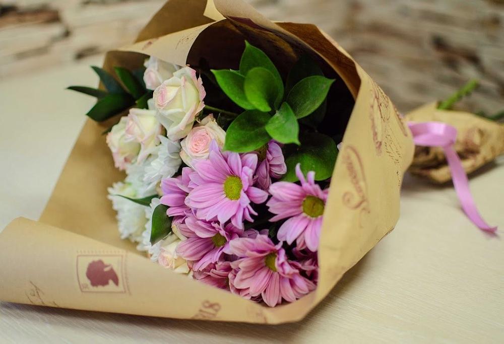 Букет цветов из: Розы и Хризантемы в Питкяранте