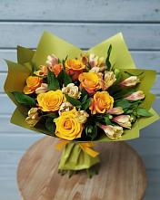 Букет цветов из:  Альстромерии и Розы в Питкяранте