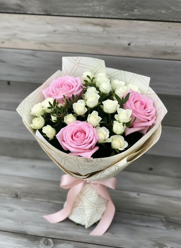 Букет цветов из: Розы в Питкяранте