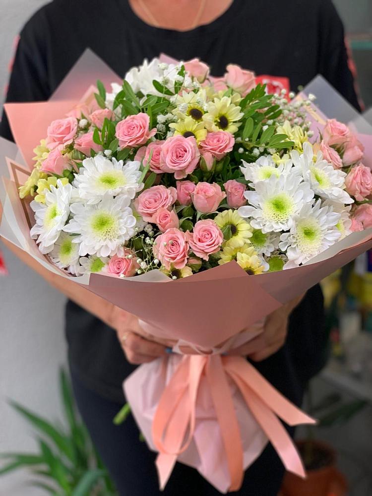 Букет цветов из: Розы и Хризантемы в Питкяранте