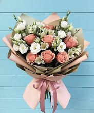 Букет цветов из:  Розы, Альстромерии и Лизиантусы в Питкяранте