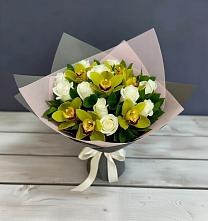 Букет цветов из:  Орхидеи и Розы в Питкяранте