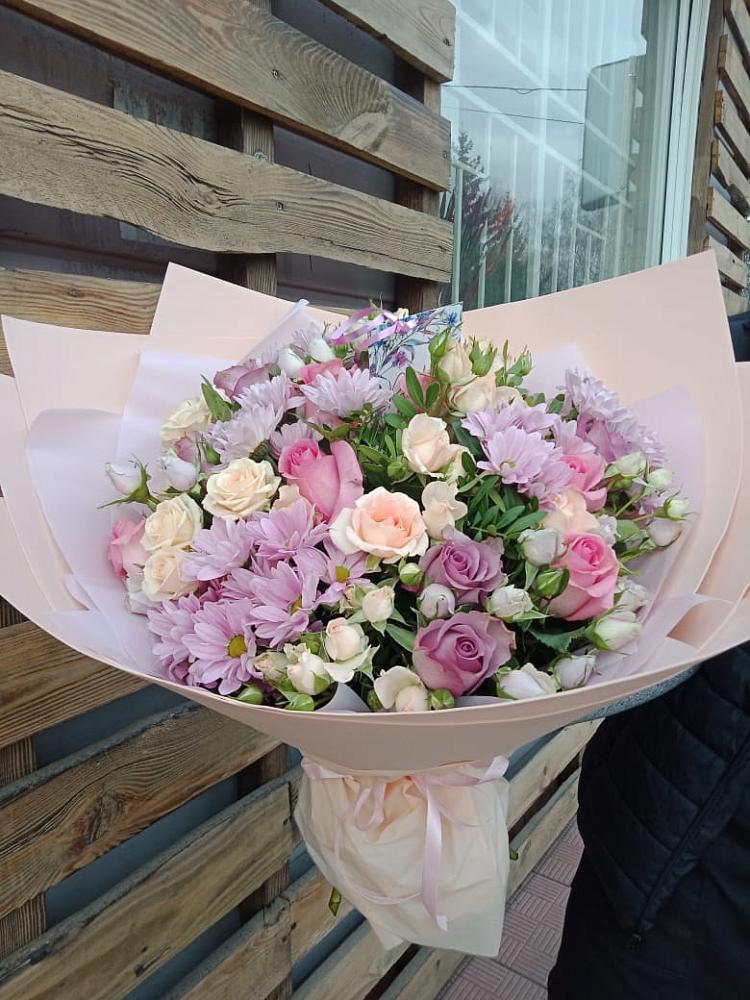 Букет цветов из: Розы и Хризантемы в Питкяранте