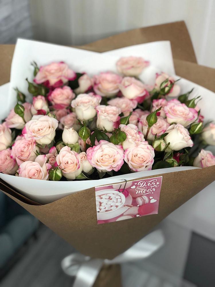 Букет цветов из: Розы в Питкяранте