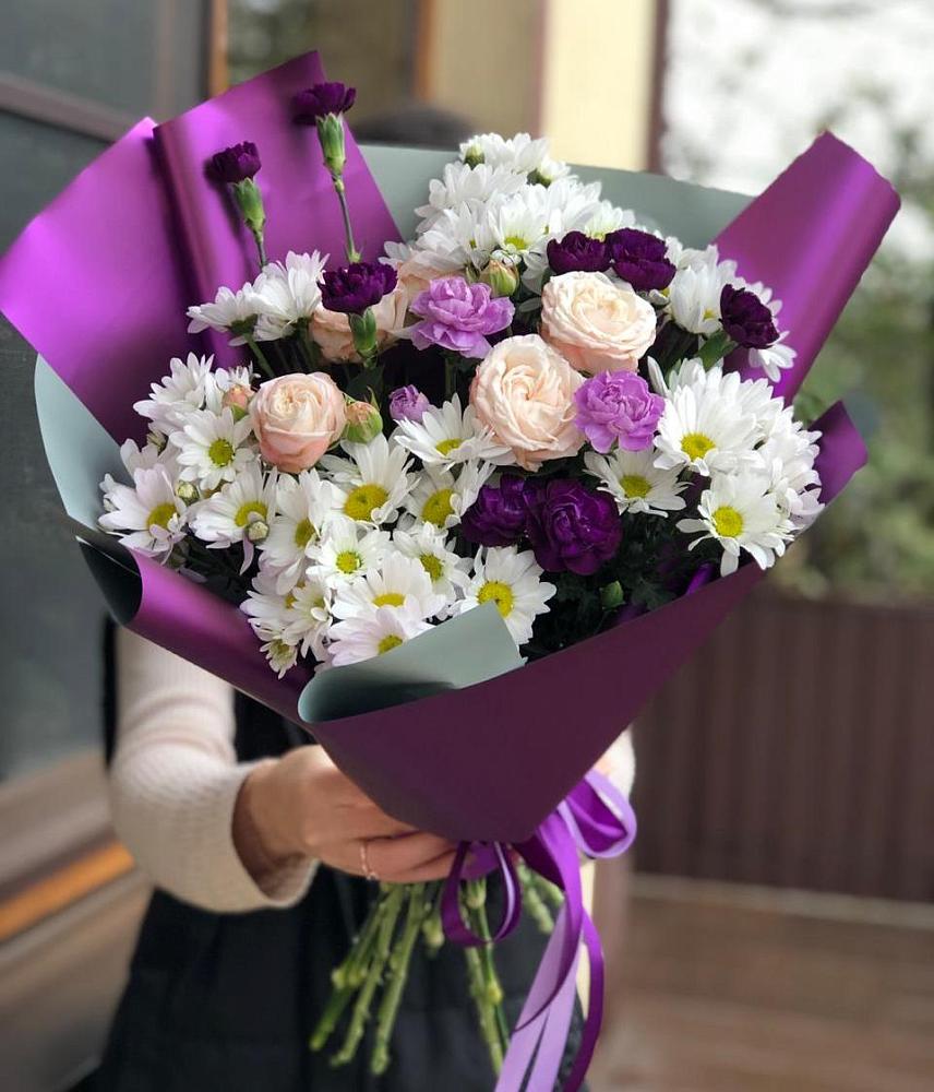 Букет цветов из: Хризантемы, Гвоздики и Розы в Питкяранте