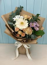 Букет цветов из:  Герберы и Хризантемы в Питкяранте