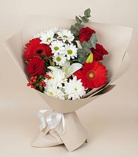 Букет цветов из:  Розы, Хризантемы, Герберы и Лилии в Питкяранте