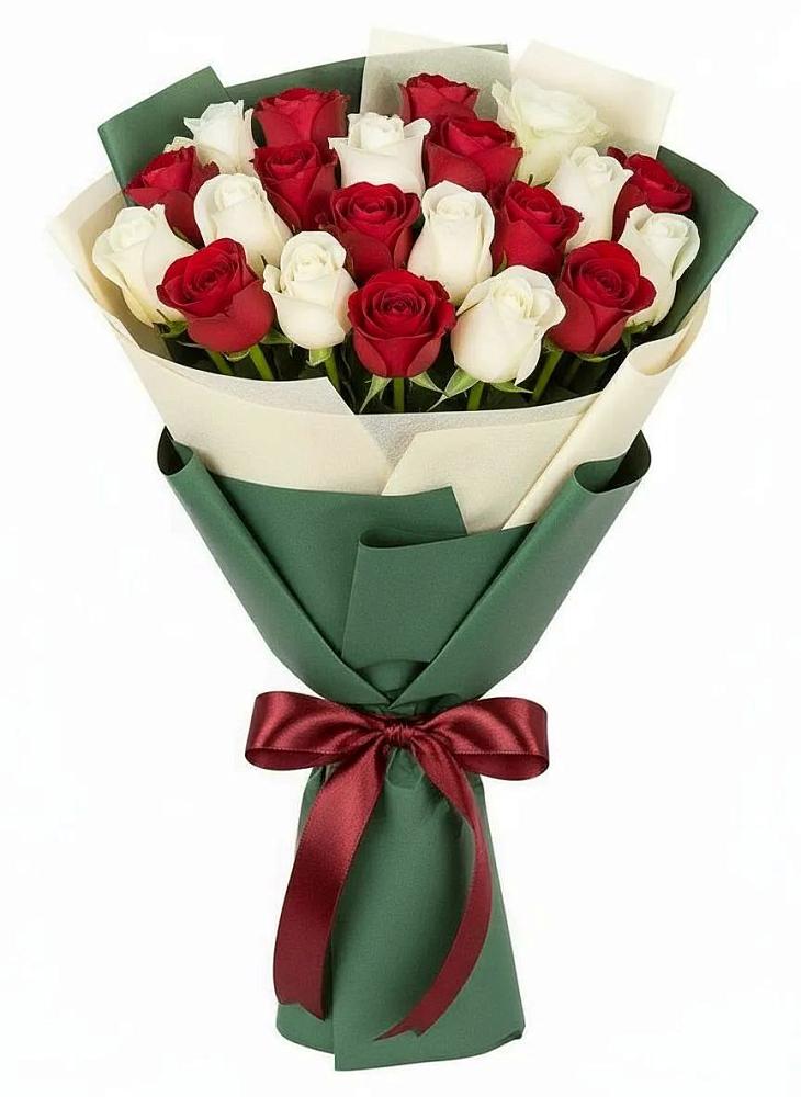 Букет Микс из красных и белых роз в Питкяранте