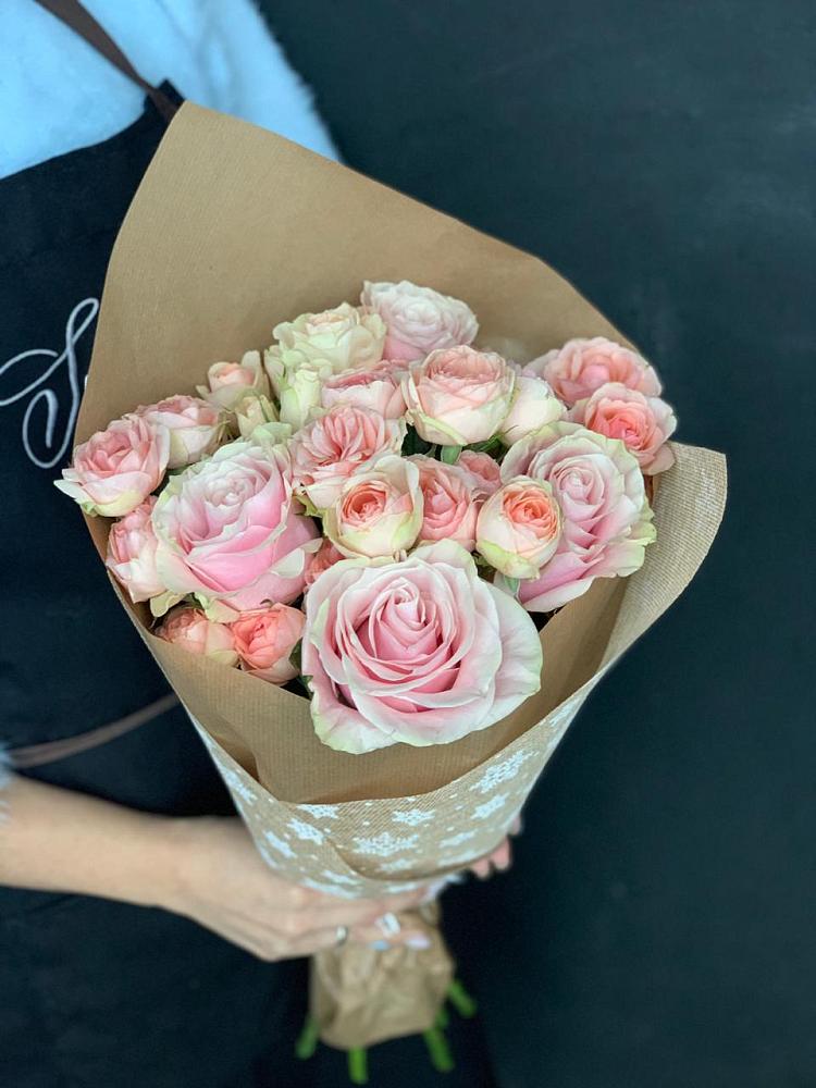 Букет цветов из: Хризантемы и Розы в Питкяранте