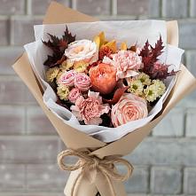 Букет цветов из:  Гвоздики, Хризантемы и Розы в Питкяранте